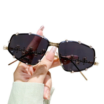 📢📢50% OFF !! ⏰Chic Sunglasses with Rhinestone Accents for Women